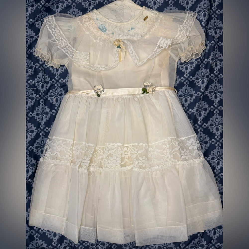 Vintage White Lace Dress
